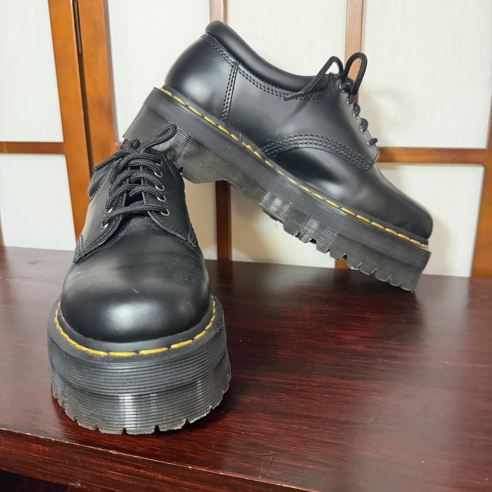 Dr. Martens #8053 Women's Black Leather Platform Shoes Chunky Polished NEW 8 W